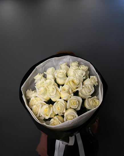 Моно букет из белых роз с доставкой по Астане